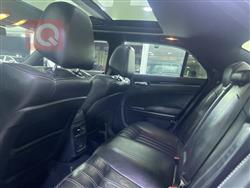 کرایسلەر 300